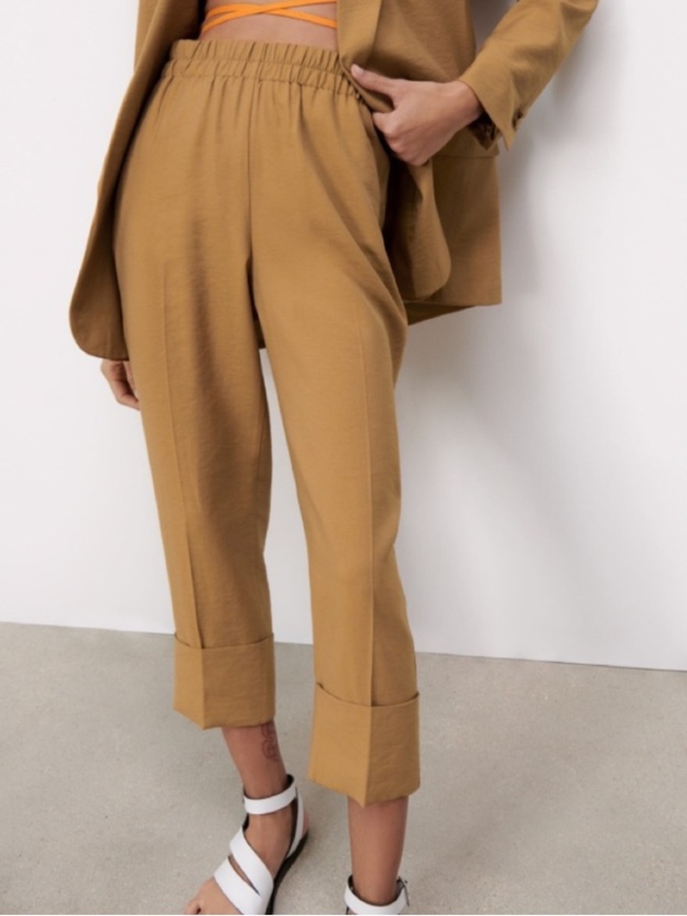 H&M Cuffed Crop Pants